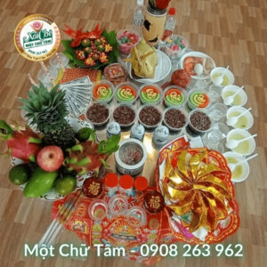 Mâm cúng tân gia